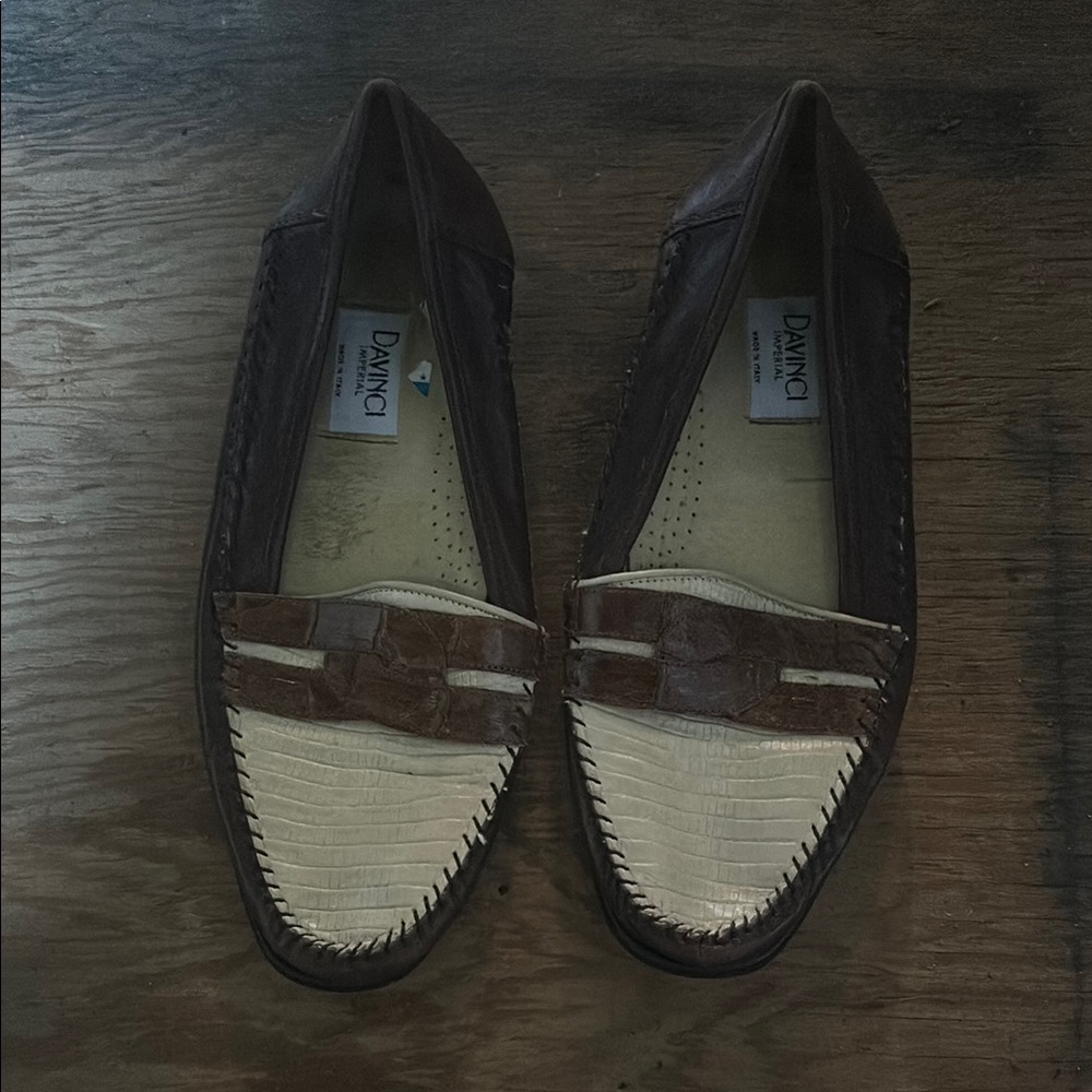 DaVinci Men's Brown and geuine crocodile Cream Loafers